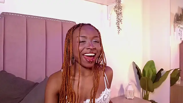 Midnigth bluee online show from April 15, 4:08 am