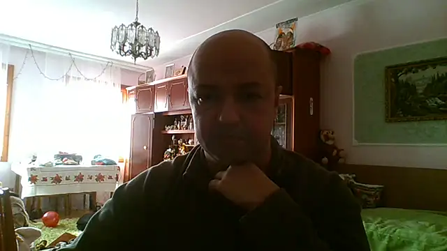 Luceriusbigass online show from February 7, 10:19 am