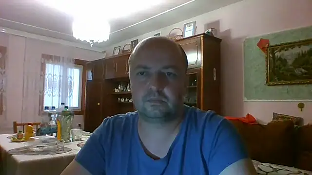 Snapshot of Luceriusbigass chatting on June 19, 6:12 pm Luceriusbigass online show from June 19, 6:12 pm