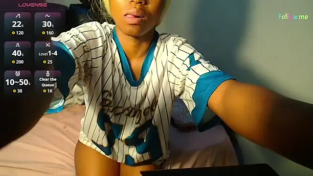CocoaBelle online show from June 4, 12:16 am