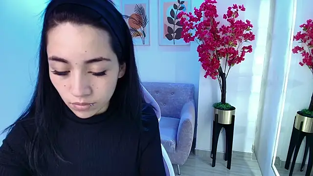 Snapshot of Rainy_doll chatting on June 9, 11:33 am Rainy doll online show from June 9, 11:33 am