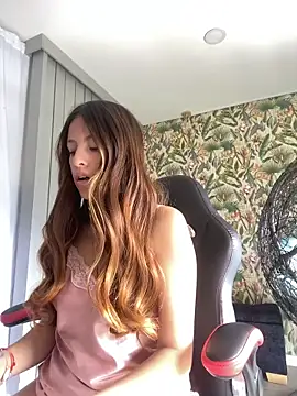Snapshot of Ambar_Zaf chatting on May 26, 1:29 pm Ambar Zaf online show from May 26, 1:29 pm