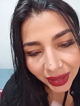 Snapshot of Antonella-corruso chatting on June 5, 4:08 am Antonella-corruso online show from June 5, 4:08 am