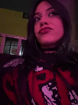 Snapshot of Kattze_ chatting on April 18, 12:03 am Kattze online show from April 18, 12:03 am