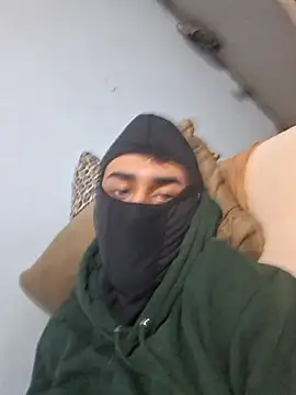 Snapshot of Frankito56 chatting on April 15, 1:07 pm Frankito56 online show from April 15, 1:07 pm