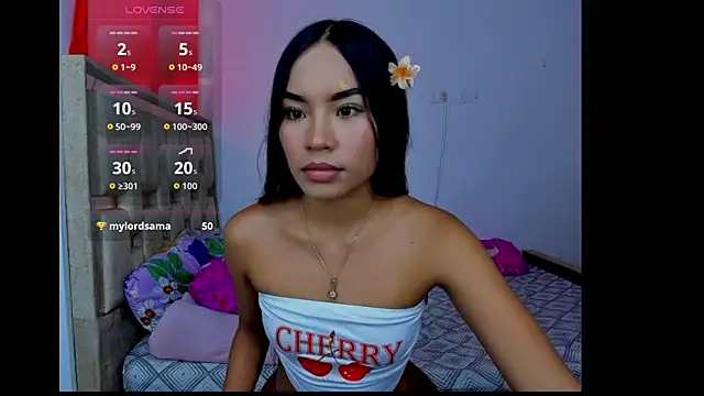 Snapshot of pocahontasbaby_ chatting on April 8, 6:19 pm pocahontasbaby online show from April 8, 6:19 pm