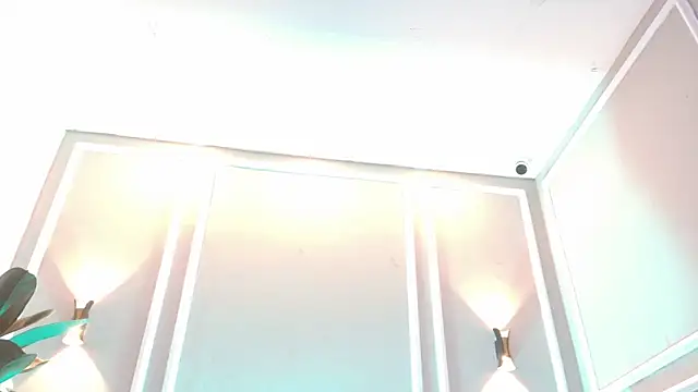 milurousse online show from April 12, 7:30 pm