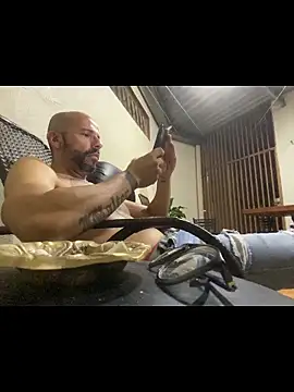 WaltinhoOliveira online show from April 12, 5:23 am