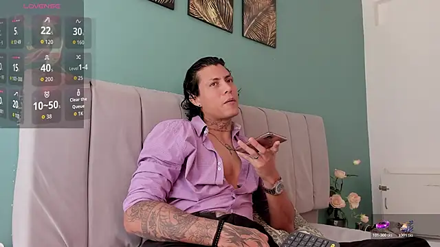 Snapshot of Damian_Romanoff chatting on April 19, 2:38 pm Damian Romanoff online show from April 19, 2:38 pm