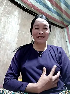 Snapshot of vanlucky2 chatting on April 30, 2:51 am vanlucky2 online show from April 30, 2:51 am
