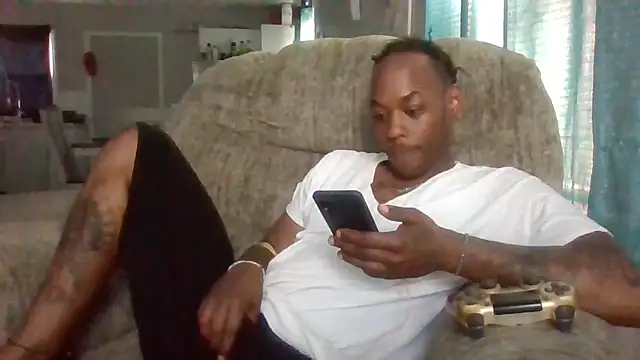 zdaddymm online show from May 23, 9:52 pm