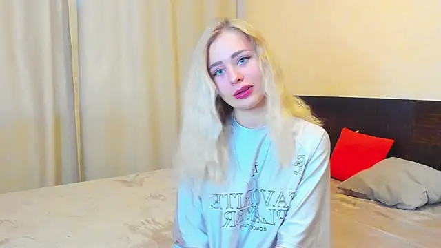 cute mey  online show from June 5, 1:56 am