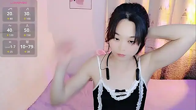 Snapshot of Sumo-36E chatting on April 25, 1:41 pm Sumo-36E online show from April 25, 1:41 pm