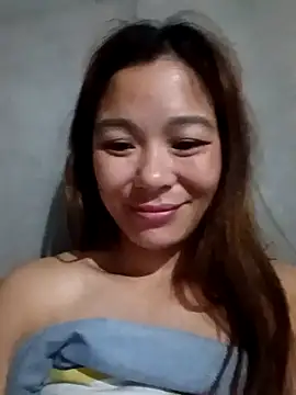 mia0033 online show from May 10, 10:48 pm