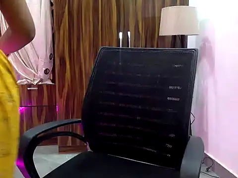 Snapshot of Bold-Ankita chatting on May 9, 5:23 am Bold-Ankita online show from May 9, 5:23 am
