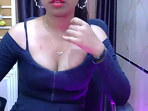 Snapshot of Bold-Ankita chatting on May 21, 5:58 am Bold-Ankita online show from May 21, 5:58 am