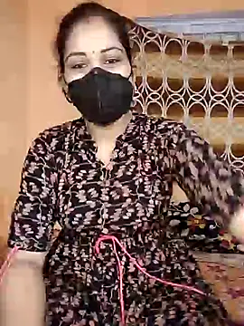 Snapshot of hornycouple096 chatting on June 5, 12:44 pm hornycouple096 online show from June 5, 12:44 pm