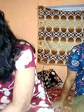 Snapshot of hornycouple096 chatting on June 11, 12:58 pm hornycouple096 online show from June 11, 12:58 pm