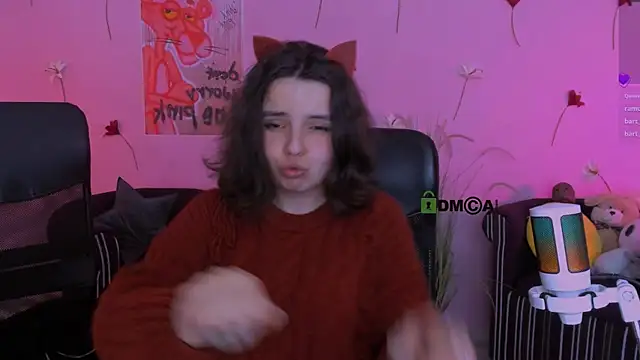 Snapshot of mia_mooon_ chatting on April 12, 2:55 pm mia mooon online show from April 12, 2:55 pm