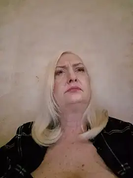 Julia20X online show from May 9, 4:01 pm