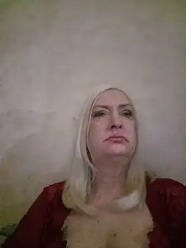 Julia20X online show from May 17, 6:04 pm