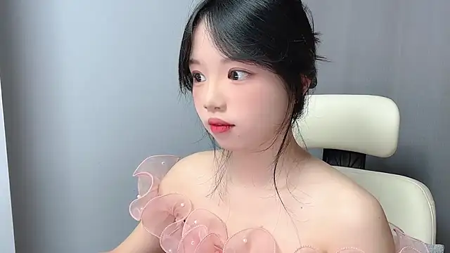 Xiaoqing00 online show from May 13, 2:53 am