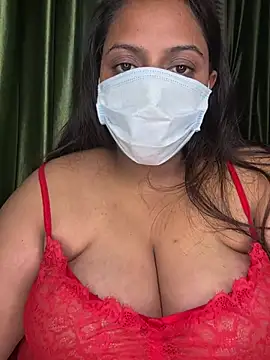 Snapshot of Desifiregirl chatting on June 20, 8:11 pm Desifiregirl online show from June 20, 8:11 pm