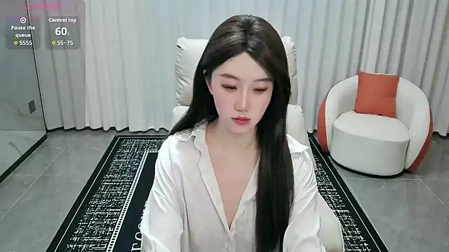 Snapshot of LUNYI-CC chatting on June 26, 1:48 pm LUNYI-CC online show from June 26, 1:48 pm