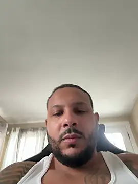 letsgetit30 online show from April 13, 1:49 pm