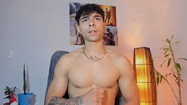 Snapshot of Alex_zt7 chatting on May 2, 5:40 pm Alex zt7 online show from May 2, 5:40 pm