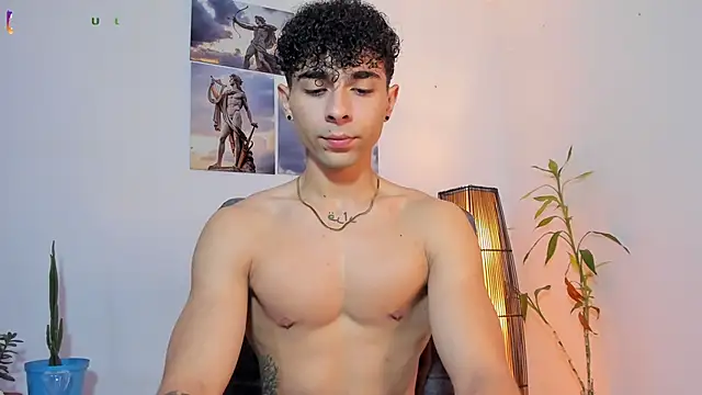 Snapshot of Alex_zt7 chatting on May 6, 5:51 pm Alex zt7 online show from May 6, 5:51 pm