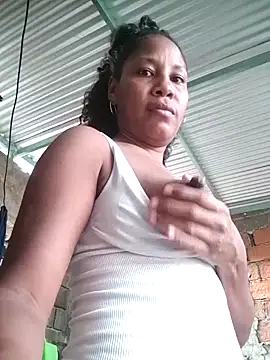 Snapshot of Lili-Sex chatting on May 1, 12:54 pm Lili-Sex online show from May 1, 12:54 pm