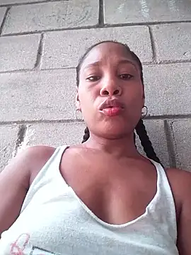 Snapshot of Lili-Sex chatting on May 22, 3:06 pm Lili-Sex online show from May 22, 3:06 pm