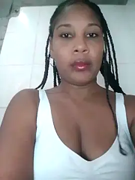 Snapshot of Lili-Sex chatting on May 27, 9:01 pm Lili-Sex online show from May 27, 9:01 pm