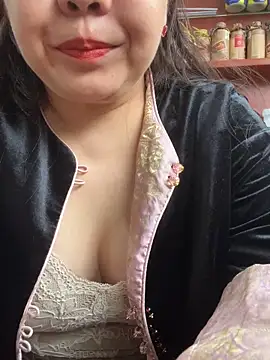 yhan1314 online show from April 21, 2:51 am