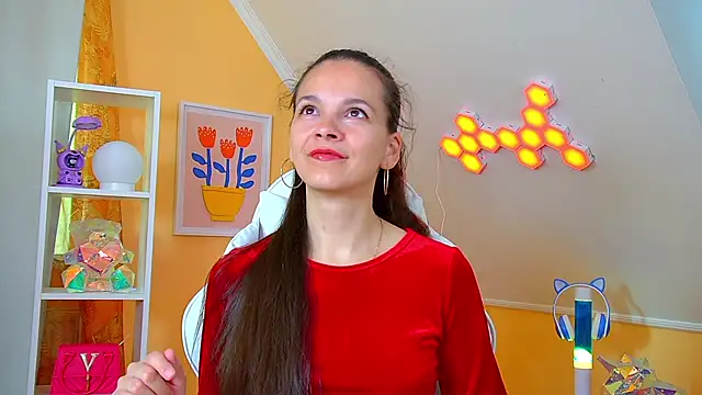 LeonaLane online show from May 11, 6:30 am