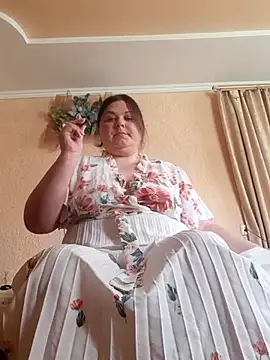 Snapshot of Dear_Natalia chatting on June 5, 7:03 am Dear Natalia online show from June 5, 7:03 am
