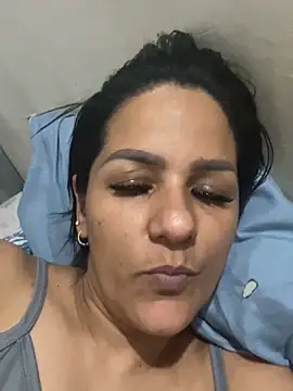Snapshot of tyraba chatting on May 1, 4:39 am tyraba online show from May 1, 4:39 am