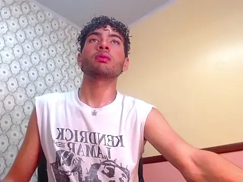 jake 1boy online show from April 10, 7:40 pm