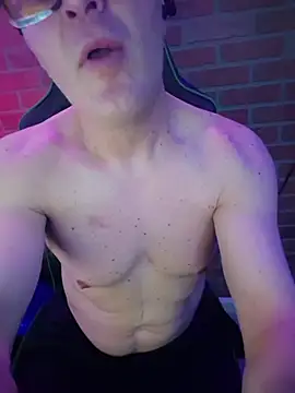 chronic vibez online show from July 12, 3:47 pm