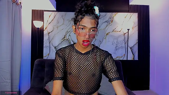 triiangel latinboy online show from May 3, 12:27 am