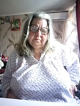 MartaMia68 online show from May 3, 3:45 am
