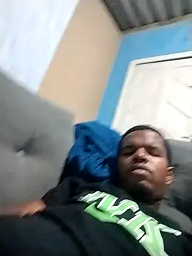 Snapshot of Jn3f2026 chatting on April 13, 11:32 pm Jn3f2026 online show from April 13, 11:32 pm