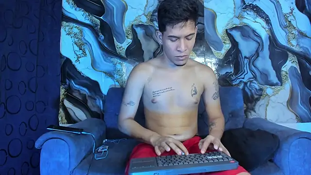 Snapshot of Mateo_and_Jose chatting on May 21, 5:14 am Mateo and Jose online show from May 21, 5:14 am