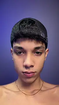 RoughDiamond  online show from April 17, 1:19 am