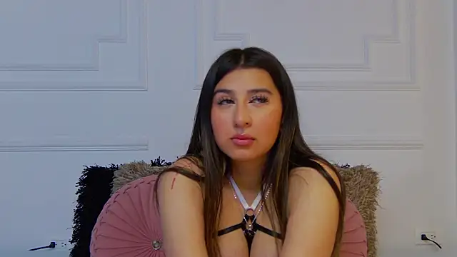 ShannonBannks online show from May 19, 2:34 pm