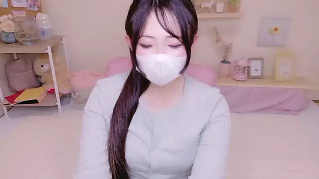 Satomi nn online show from May 22, 4:30 am
