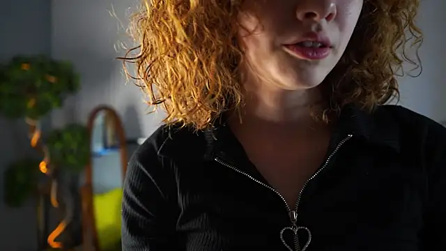 Snapshot of AgathaCarra chatting on May 11, 1:39 pm AgathaCarra online show from May 11, 1:39 pm