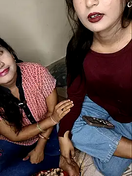 Snapshot of Hot_night chatting on April 13, 8:14 pm Hot night online show from April 13, 8:14 pm