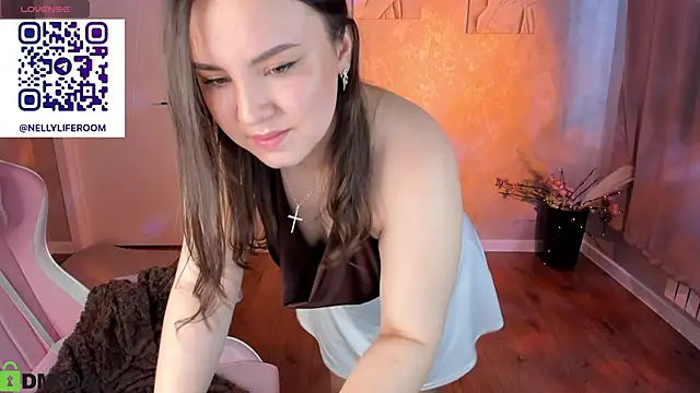 Nelie Evans online show from May 7, 10:09 am